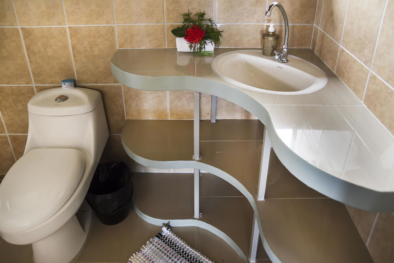 Bathroom 3, Rancho Corcovado Lodge, Osa