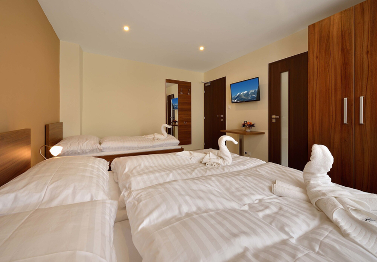 Bedroom 3, Villa Gloria, Banská Bystrica