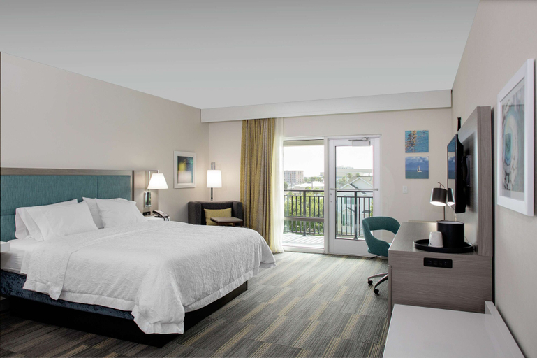 Bedroom 3, Hampton Inn Dunedin, Pinellas