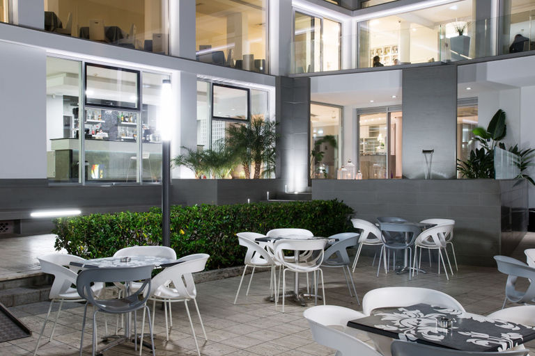 Food & Drinks 5, Hotel Excelsior, Teramo
