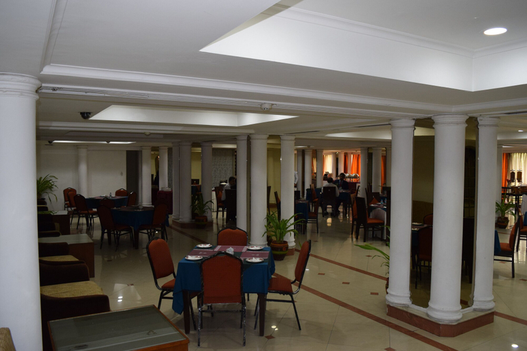 Food & Drinks 5, Hotel Samrat, Delhi