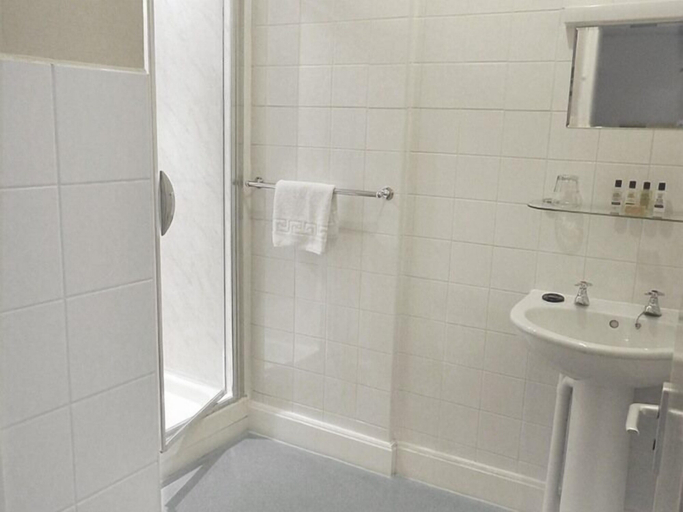 Bathroom 5, The Harrison, London