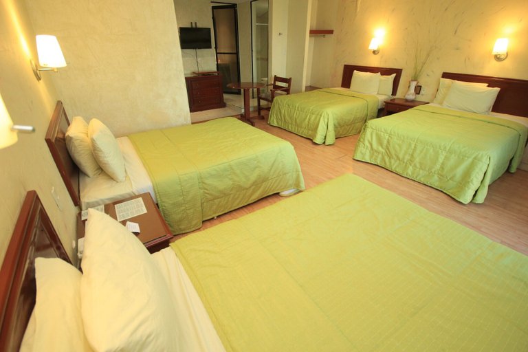 Bedroom 3, Enterprise Inn Plaza, León
