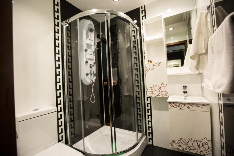 Bathroom 4, Golden Moon Baku, Baku