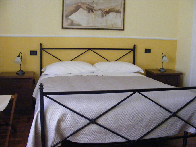 Bedroom 5, L' Antico Borgo, Messina