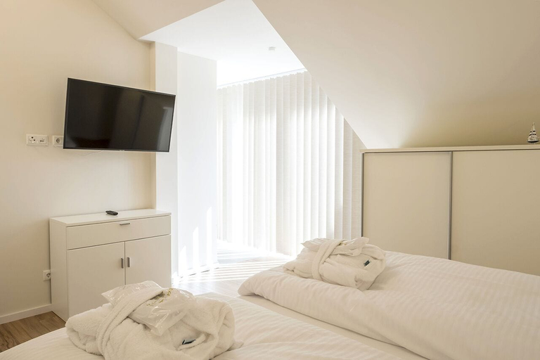 Bedroom 3, Hotel Haus am Meer, Plön