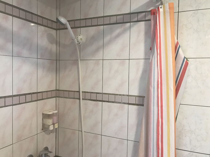 Bathroom 4, Ising Hotel, Taitung