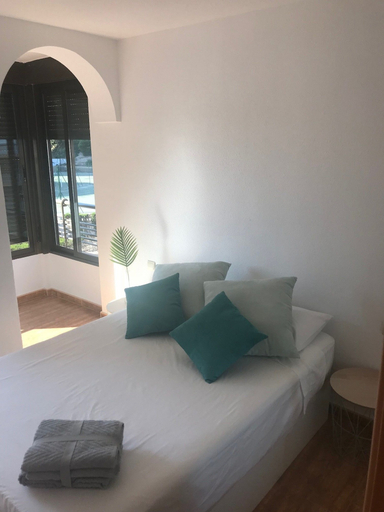 Bedroom 2, First Line Beach Apartment Alicante, Alicante