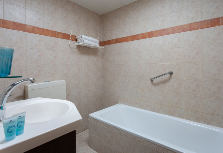 Bathroom 5, Little House in Bakah, Jerusalem