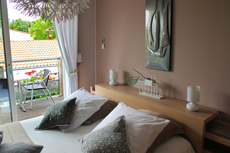 Bedroom 3, Chambre d'hôtes Le Clos des Romarins, Charente-Maritime