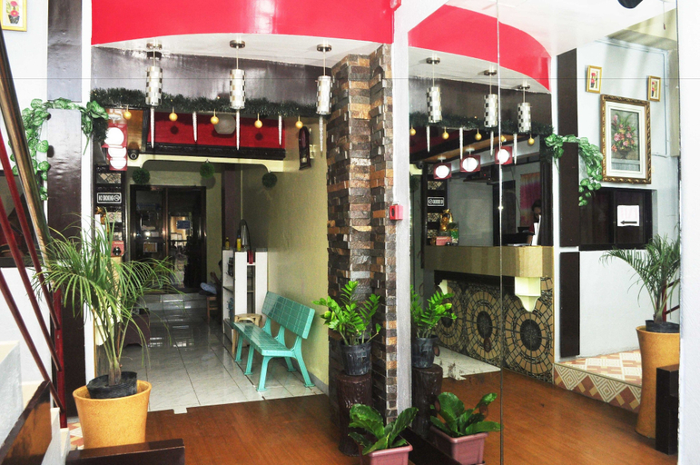 Exterior & Views 2, Constrell Pension House, Tagbilaran City