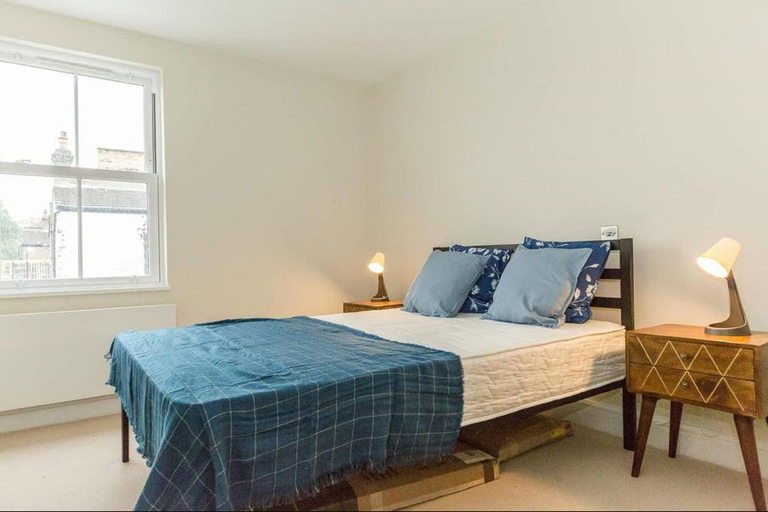 Bedroom 2, Spacious 3BR South London Apartment, London