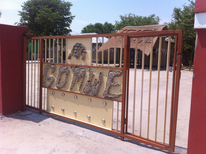 Others 4, Gomwe Guest Inn, Tutume