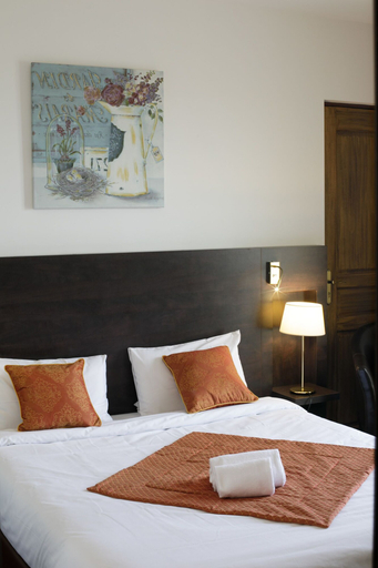 Bedroom 3, L'Epi Hotel, Eure-et-Loir