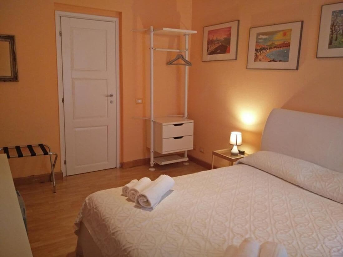Bedroom 3, A Casa Boschi Guest House, Rome