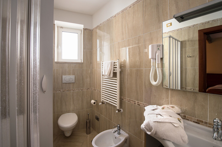 Bathroom 5, San Andrea Degli Armeni B&B di Charme - Dimora Storica, Taranto