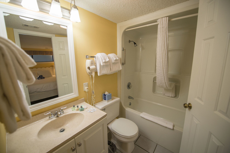 Bathroom 4, Ocean Club Resort Myrtle Beach, Horry