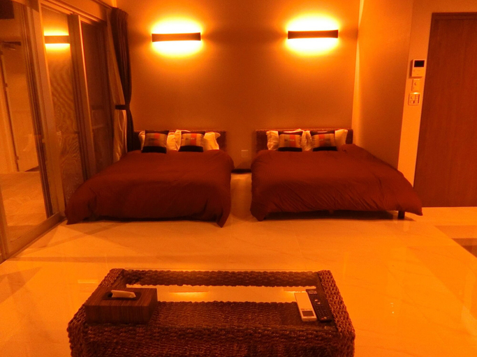 Bedroom 2, Oceans Cottage, Nago