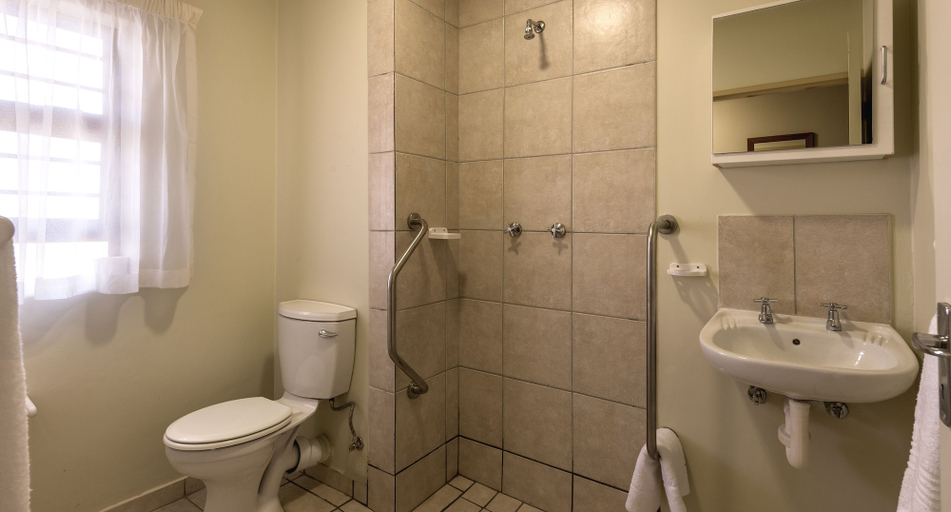 Bathroom 4, Kathu Inn by Country Hotels, John Taolo Gaetsewe