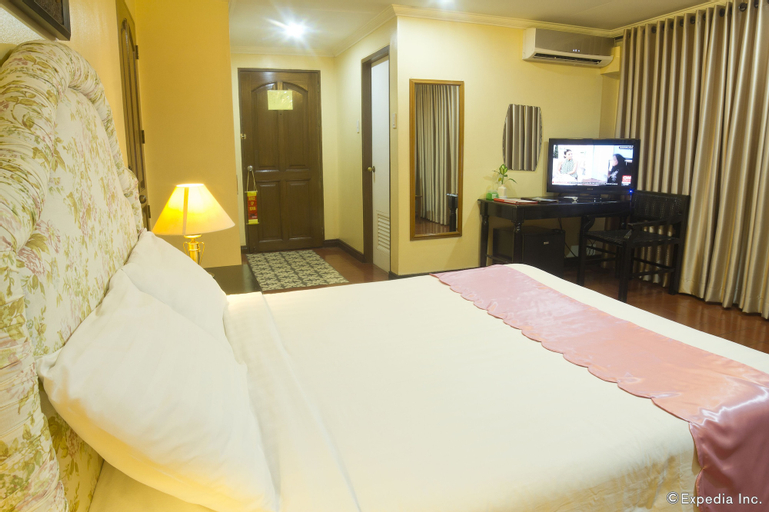 Bedroom 18