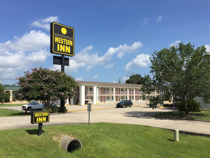 Exterior & Views 5, Western Inn, Ascension
