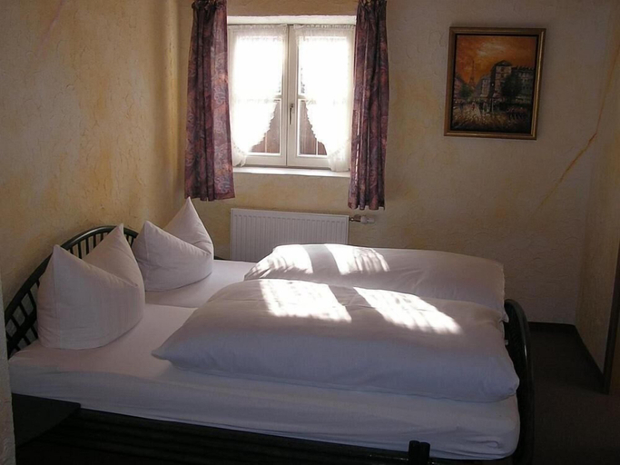 Bedroom 2, Gasthof Adler, Augsburg