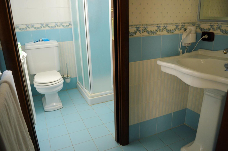 Bathroom, Tenuta Bellaprima, Caltanissetta