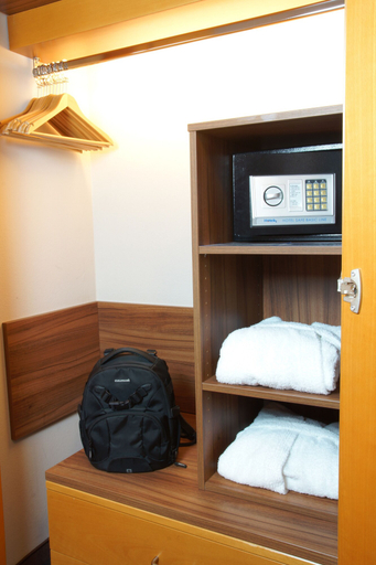 Bedroom 3, Atlanta Hotel Leipzig, Leipzig