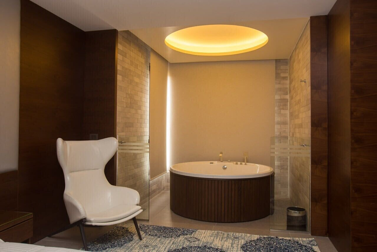 Bathroom 5, The Opera Hotel, Kasrouane