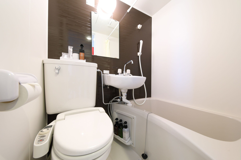 Bathroom 5, Business Hotel Star, Beppu