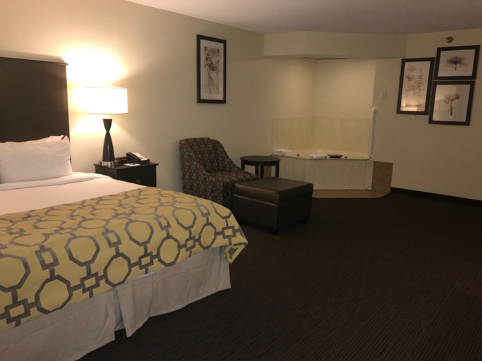Bedroom 3, Baymont by Wyndham Bloomington MSP Airport, Hennepin