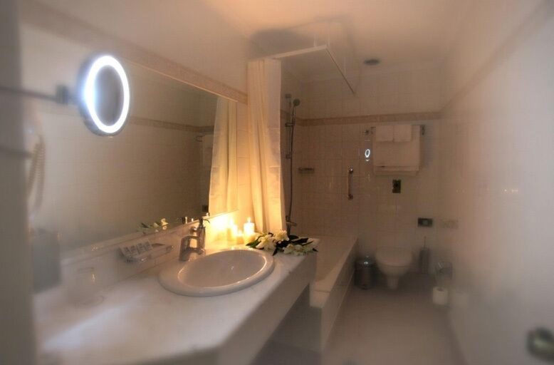 Bathroom 3, Afkos Grammos Luxury Boutique Hotel, West Macedonia