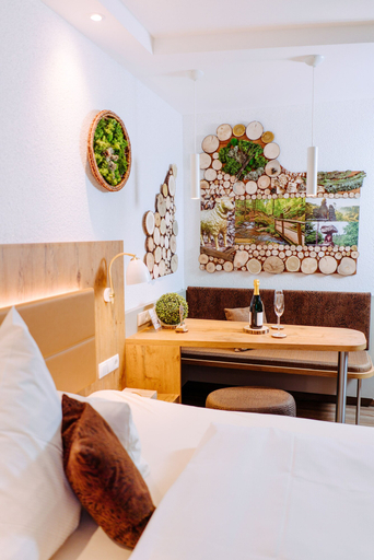 Bedroom 4, Hotel Goldenes Lamm, Rhein-Pfalz-Kreis