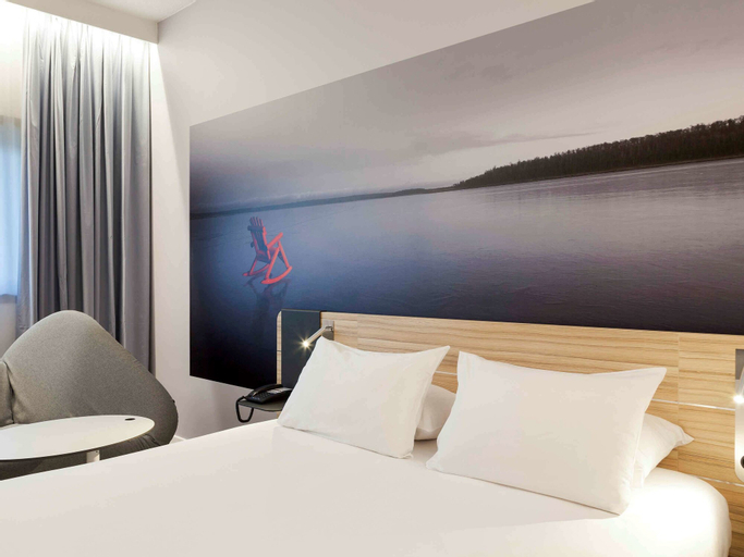 Bedroom 2, Novotel Tours Centre Gare, Indre-et-Loire