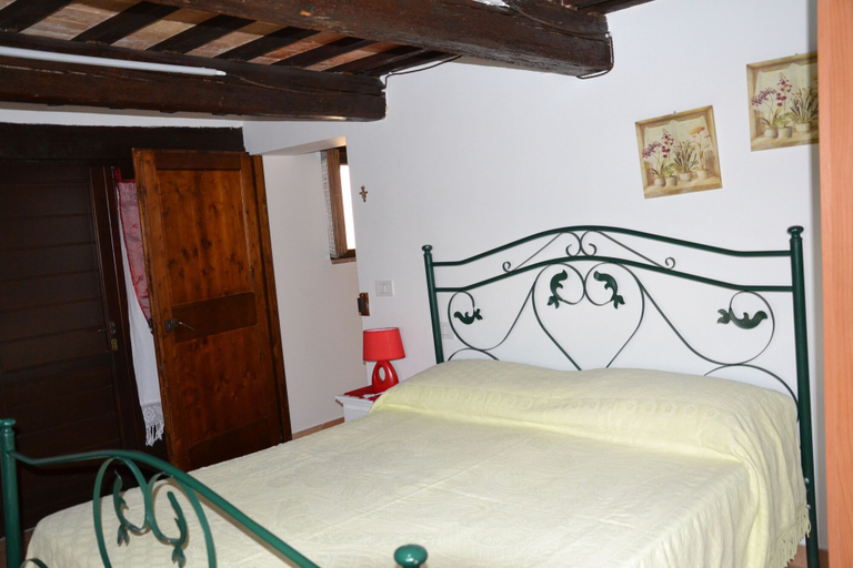 Bedroom 3, Agriturismo Villa Rosetta, Macerata