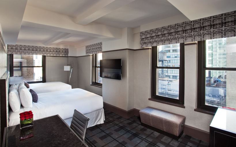 Bedroom 5, Park Central Hotel New York, New York