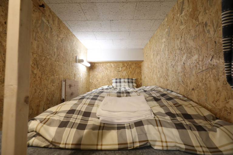 Bedroom 2, Odori Backpackers, Sapporo