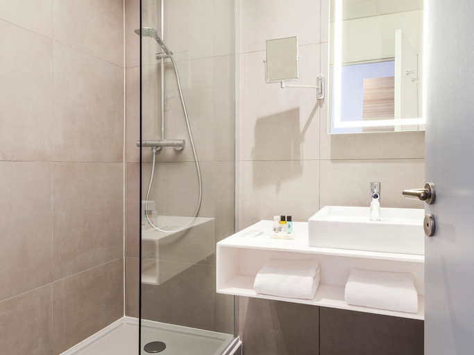 Bedroom 4, Novotel Tours Centre Gare, Indre-et-Loire