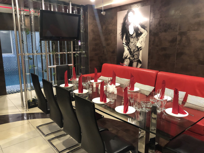 Food & Drinks 4, Jeppesen Residence, Almaty