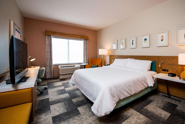 Bedroom 4, Hilton Garden Inn Moncton, NB, Westmorland
