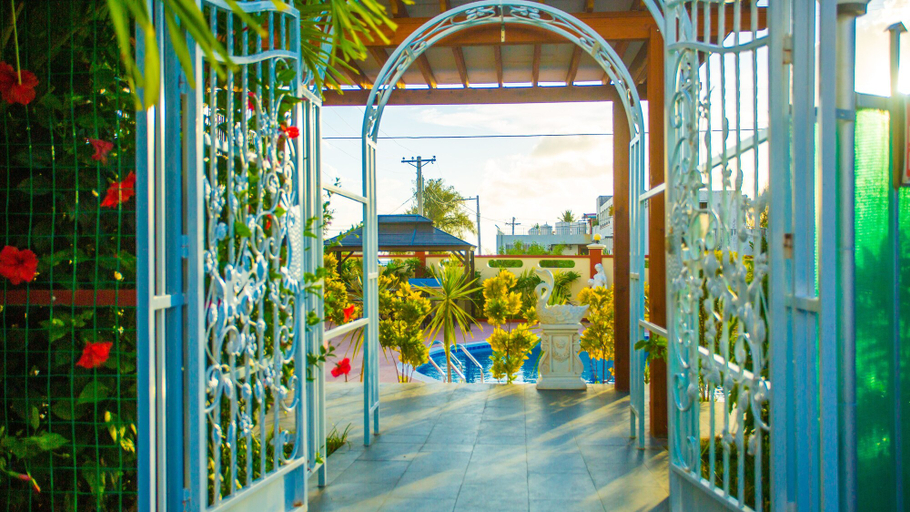 Others 5, Capital Hotel, Saipan