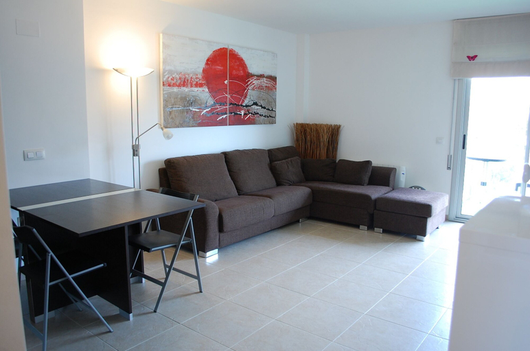 Others 5, Apartamento 3294- Les Marines Mestral 5-3, Girona