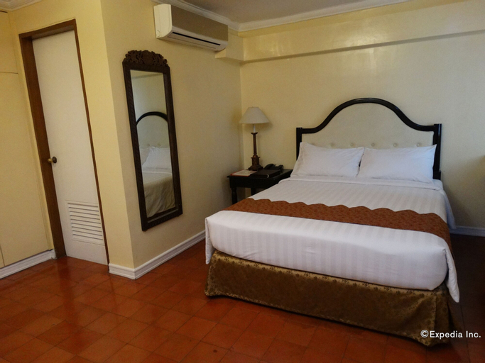 Bedroom 21