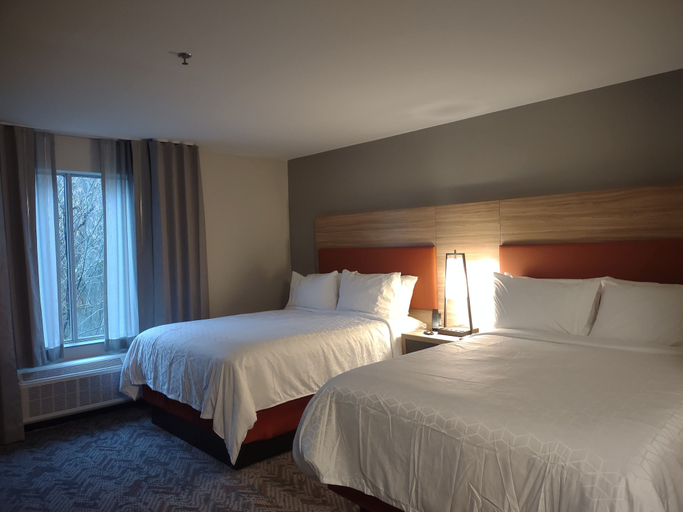 Bedroom 3, Candlewood Suites COLUMBIA, Maury