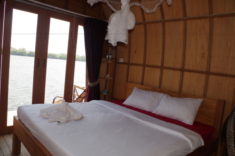 Bedroom 3, Bamboo Bungalow, Kampot