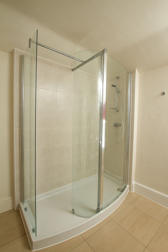 Bathroom 4, The West Bay Hotel, Dorset