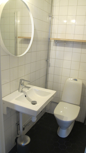 Bathroom 5, Hotel Akerlund, Jokkmokk