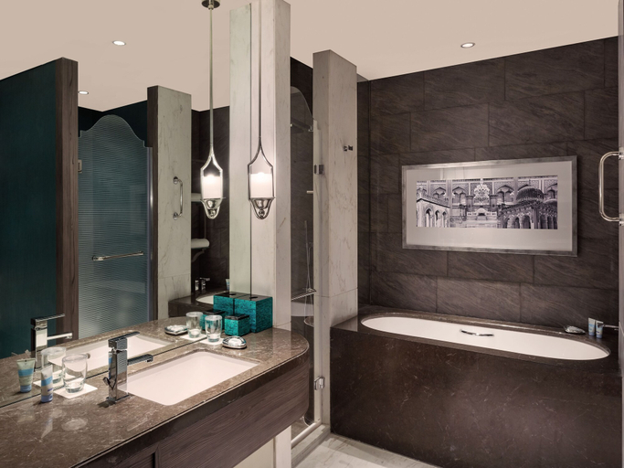 Bathroom 5, ITC Kohenur, a Luxury Collection Hotel, Hyderabad, Hyderabad