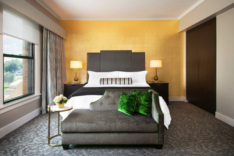 Bedroom 3, The St. Anthony, A Luxury Collection Hotel, San Antonio, Bexar