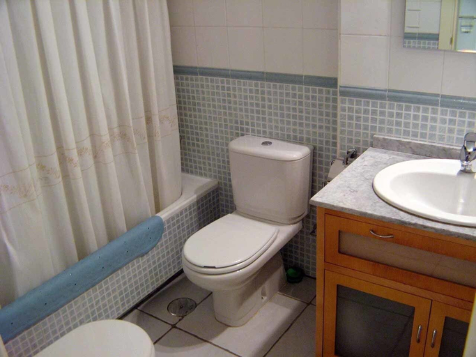 Bathroom, Apartamento Jardines D2-0B, Almería